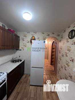 2-к квартира, вторичка, 42м2, 1/5 этаж