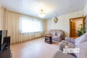 3-к квартира, вторичка, 63м2, 2/13 этаж