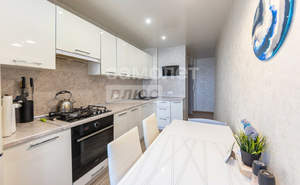 3-к квартира, вторичка, 64м2, 1/10 этаж