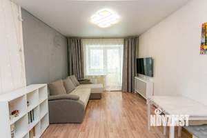 2-к квартира, вторичка, 42м2, 1/9 этаж