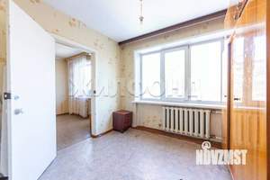 4-к квартира, вторичка, 61м2, 3/5 этаж