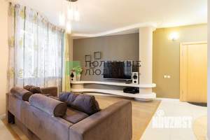 3-к квартира, вторичка, 74м2, 2/5 этаж