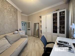4-к квартира, вторичка, 110м2, 7/17 этаж