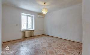 3-к квартира, вторичка, 68м2, 1/2 этаж