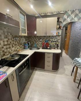 3-к квартира, вторичка, 50м2, 1/5 этаж