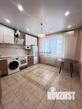 2-к квартира, вторичка, 68м2, 2/17 этаж