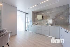 3-к квартира, вторичка, 95м2, 18/25 этаж