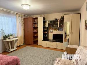 2-к квартира, вторичка, 50м2, 1/9 этаж