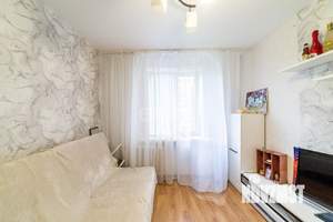 4-к квартира, вторичка, 77м2, 1/9 этаж