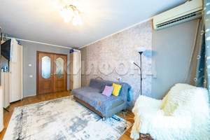 3-к квартира, вторичка, 64м2, 1/10 этаж