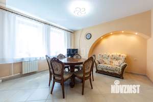 3-к квартира, вторичка, 118м2, 1/7 этаж