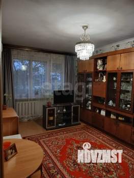 3-к квартира, вторичка, 60м2, 1/5 этаж