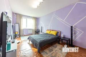 2-к квартира, вторичка, 64м2, 1/3 этаж