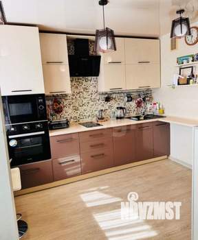 3-к квартира, вторичка, 70м2, 1/10 этаж