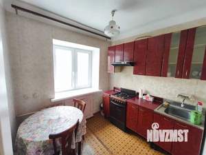 3-к квартира, вторичка, 53м2, 5/5 этаж