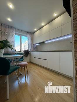 3-к квартира, вторичка, 65м2, 6/9 этаж