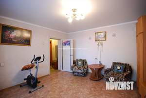 2-к квартира, вторичка, 53м2, 1/9 этаж