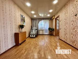 4-к квартира, вторичка, 61м2, 3/5 этаж