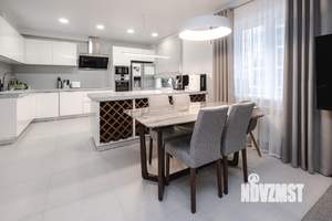 4-к квартира, вторичка, 148м2, 10/20 этаж