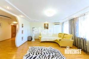 3-к квартира, вторичка, 114м2, 8/10 этаж