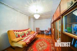 2-к квартира, вторичка, 42м2, 3/5 этаж