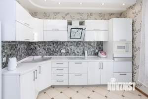 3-к квартира, вторичка, 83м2, 2/25 этаж