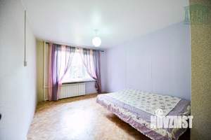 3-к квартира, вторичка, 64м2, 1/5 этаж