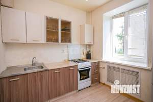 3-к квартира, вторичка, 58м2, 1/2 этаж