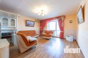 4-к квартира, вторичка, 100м2, 2/10 этаж