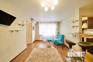 2-к квартира, вторичка, 43м2, 1/5 этаж
