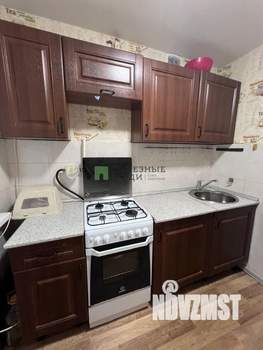 2-к квартира, вторичка, 42м2, 1/5 этаж