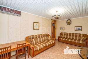 4-к квартира, вторичка, 62м2, 5/5 этаж