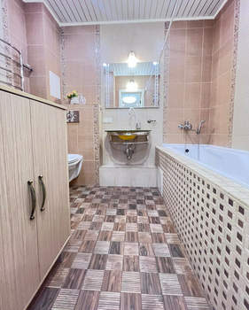 2-к квартира, вторичка, 68м2, 2/17 этаж