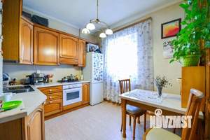 4-к квартира, вторичка, 85м2, 2/5 этаж