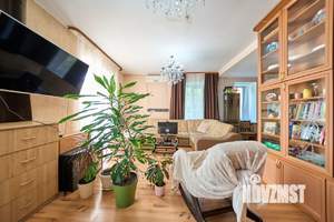 2-к квартира, вторичка, 56м2, 3/3 этаж