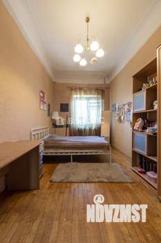 3-к квартира, вторичка, 69м2, 4/5 этаж