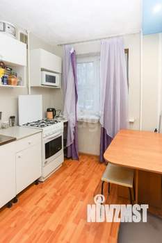 2-к квартира, вторичка, 44м2, 1/5 этаж