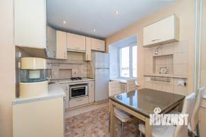 3-к квартира, вторичка, 56м2, 4/5 этаж