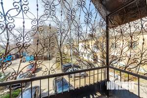 2-к квартира, вторичка, 60м2, 2/2 этаж