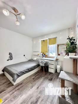 2-к квартира, вторичка, 54м2, 1/10 этаж