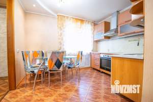 4-к квартира, вторичка, 103м2, 3/9 этаж