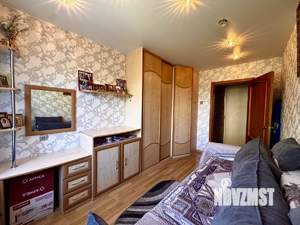 4-к квартира, вторичка, 61м2, 3/5 этаж