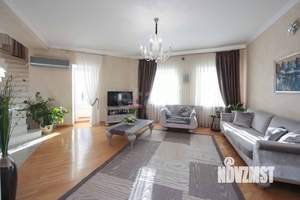 4-к квартира, вторичка, 137м2, 7/9 этаж