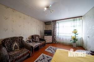 3-к квартира, вторичка, 64м2, 9/9 этаж
