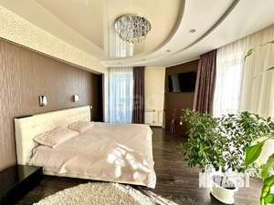 3-к квартира, вторичка, 104м2, 14/16 этаж