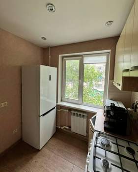 2-к квартира, вторичка, 44м2, 3/5 этаж