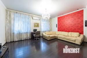 2-к квартира, вторичка, 60м2, 3/3 этаж