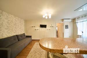 2-к квартира, вторичка, 43м2, 1/5 этаж