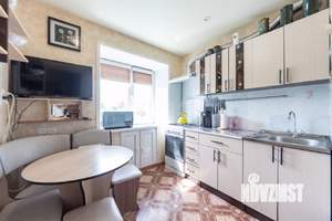 2-к квартира, вторичка, 42м2, 5/5 этаж