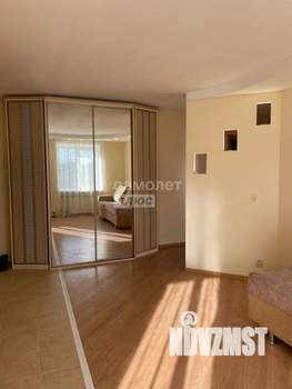 3-к квартира, вторичка, 57м2, 5/5 этаж